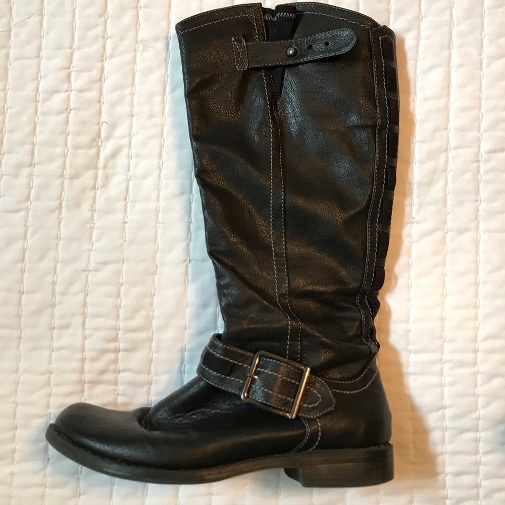 Sbicca of California Zip-up Black Boots
